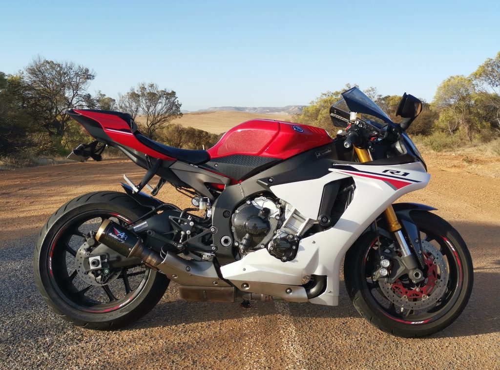 Yamaha YZF 1000 R Top Speed: Just How Fast Can This Powerful Superbike Really Go on the Road?