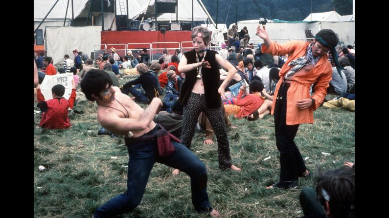 Cool Pictures in the 1960s: Check Out These Awesome Photos From Back in the Day
