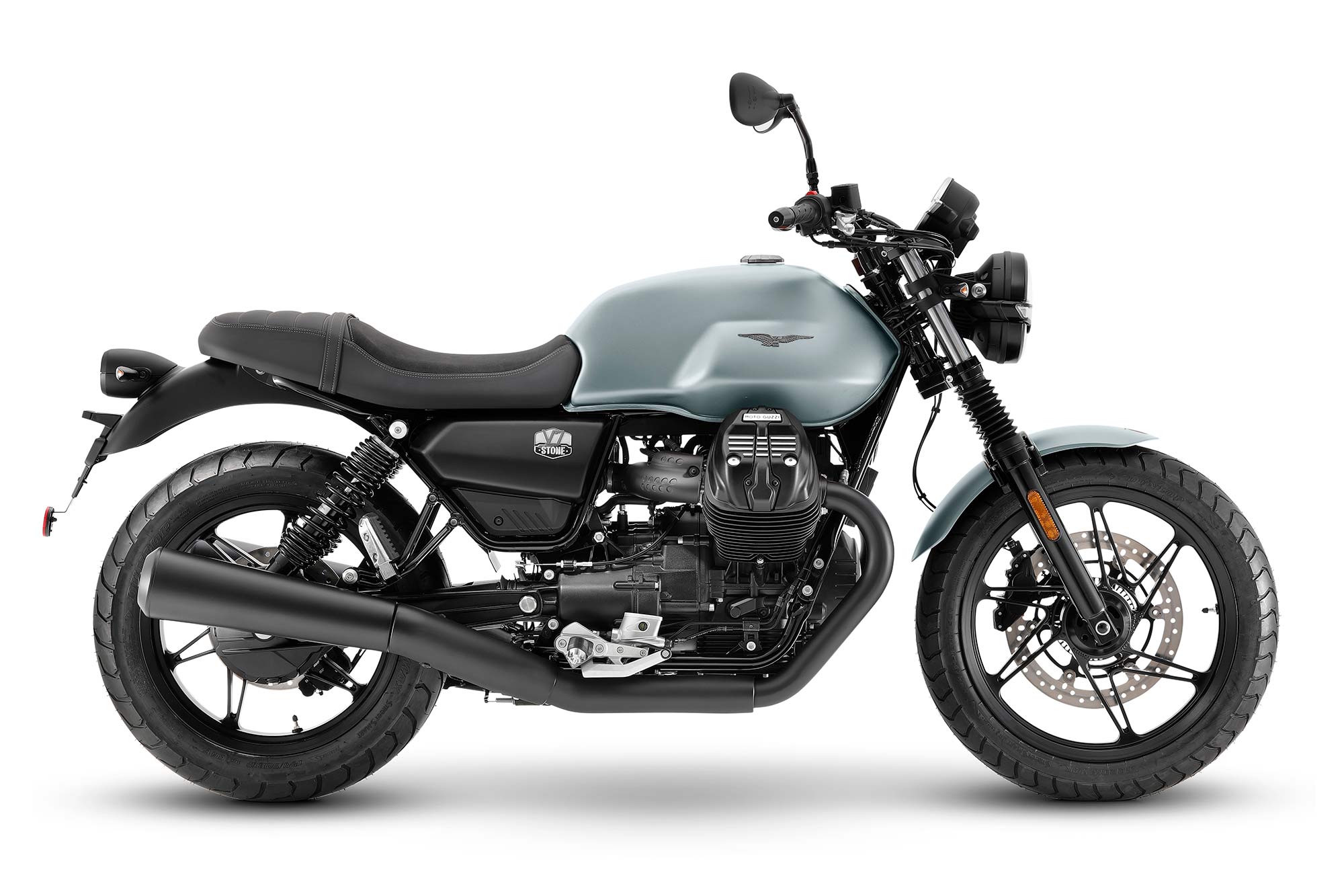 Checking the Moto Guzzi V7 Weight: Specs and Comparisons (Light or Heavy?)