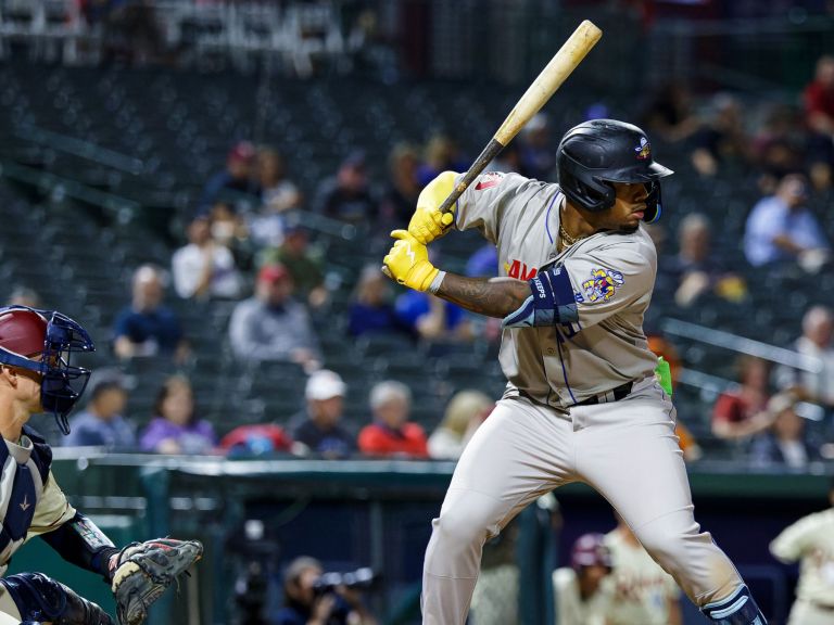 Deyvison De Los Santos Stats: Checking Out His Latest Game Performance and Career Highs