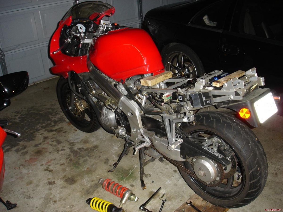 VFR750 mods: Best upgrades for this bike (Check out these popular options)
