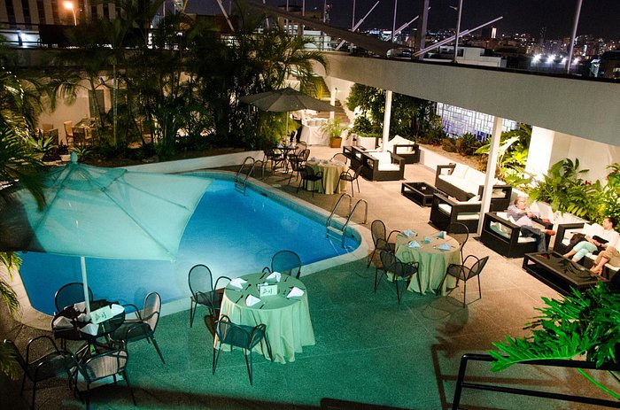 av principal de las mercedes Guide: Where to Eat, Shop, and Stay in This Area