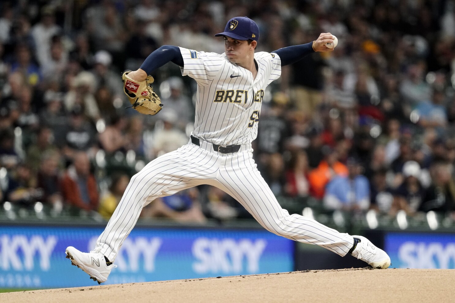 Breaking News: Brewers Pitcher Injury Today, Get the Full Details Right Here!