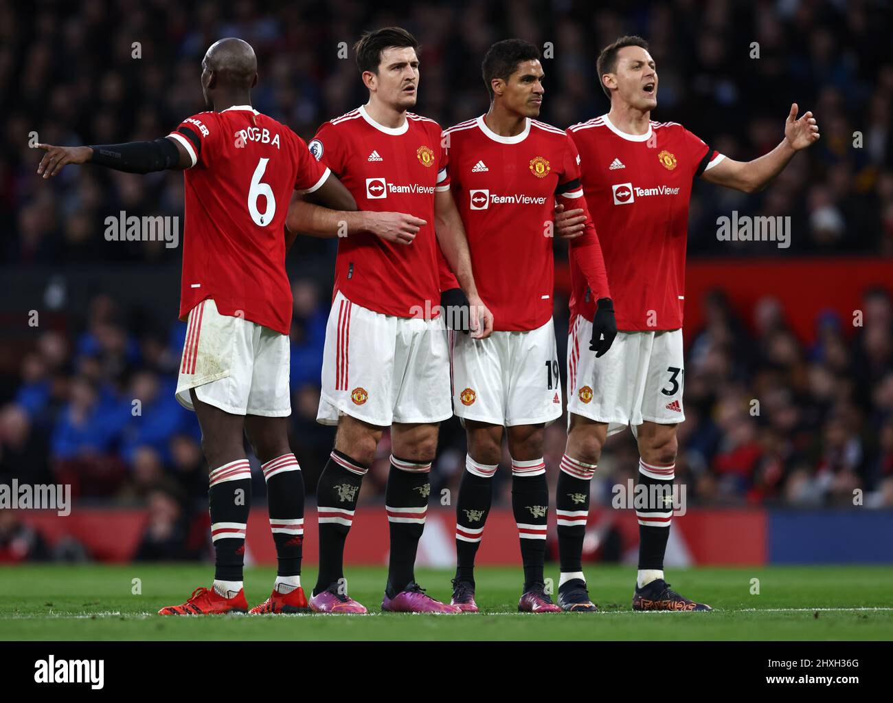 Man U Photos Gallery: Browse Through a Huge Collection of Player and Match Images!
