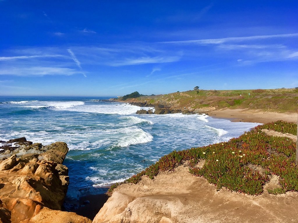 Is Pebble Beach Next to an Airport? Heres What You Should Know!