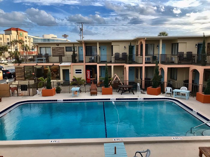 San Marino Motel: What to Expect? Your Questions Answered for a Great Stay!