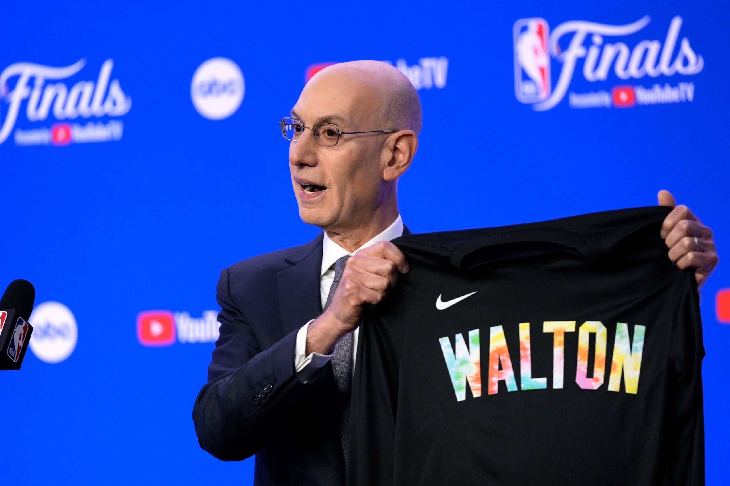 Need a Bill Walton Shirt? (Heres Your Ultimate Guide to Find One)