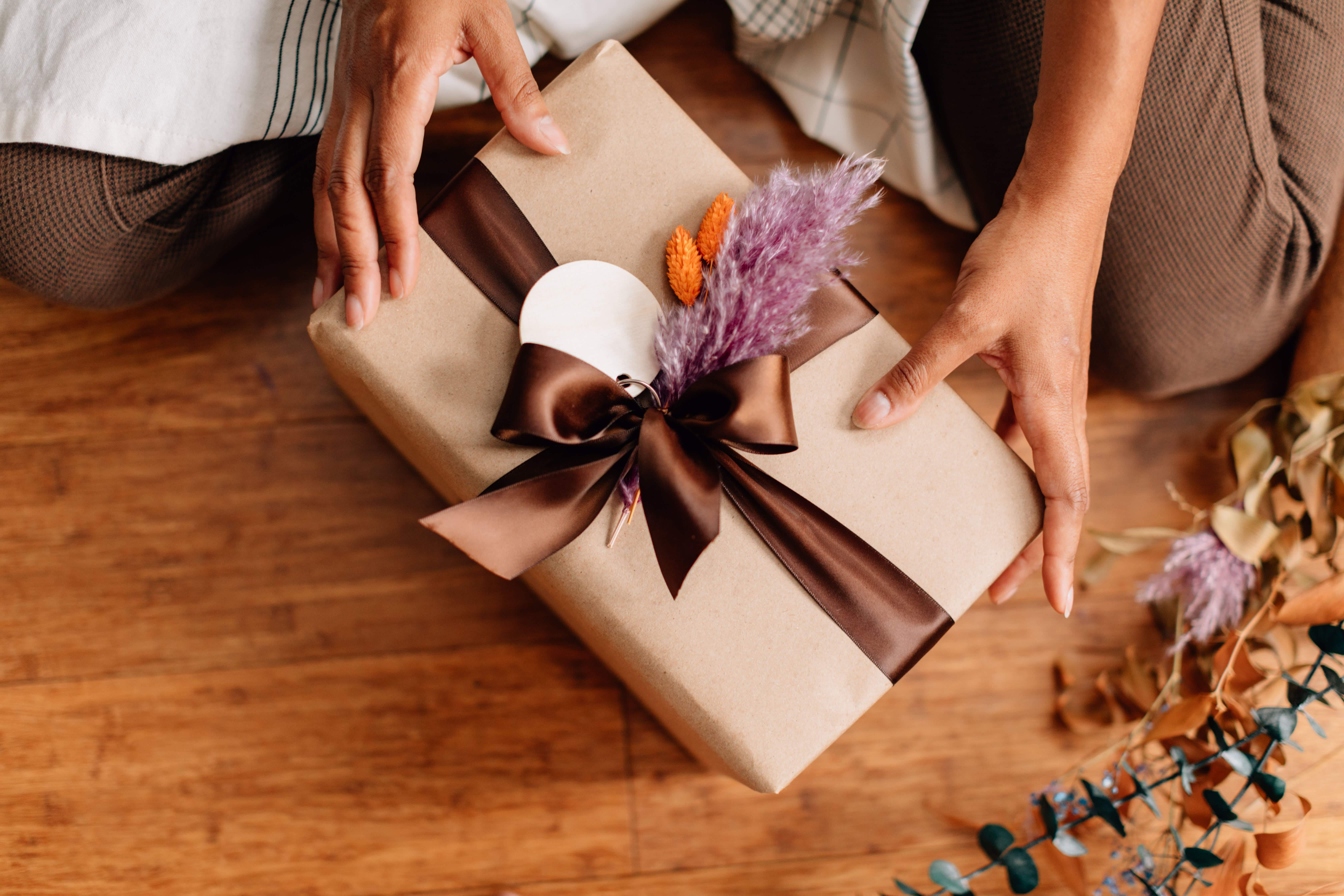 Lindas Gifts: Where to Buy Special Presents on a Budget