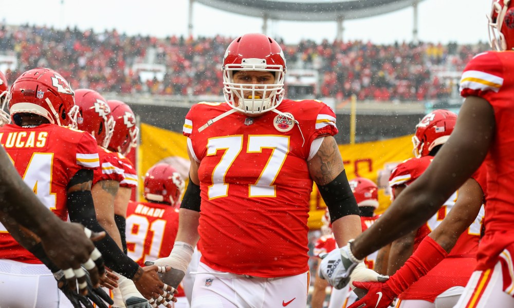 Chiefs Bowe: Get the Latest News and Updates