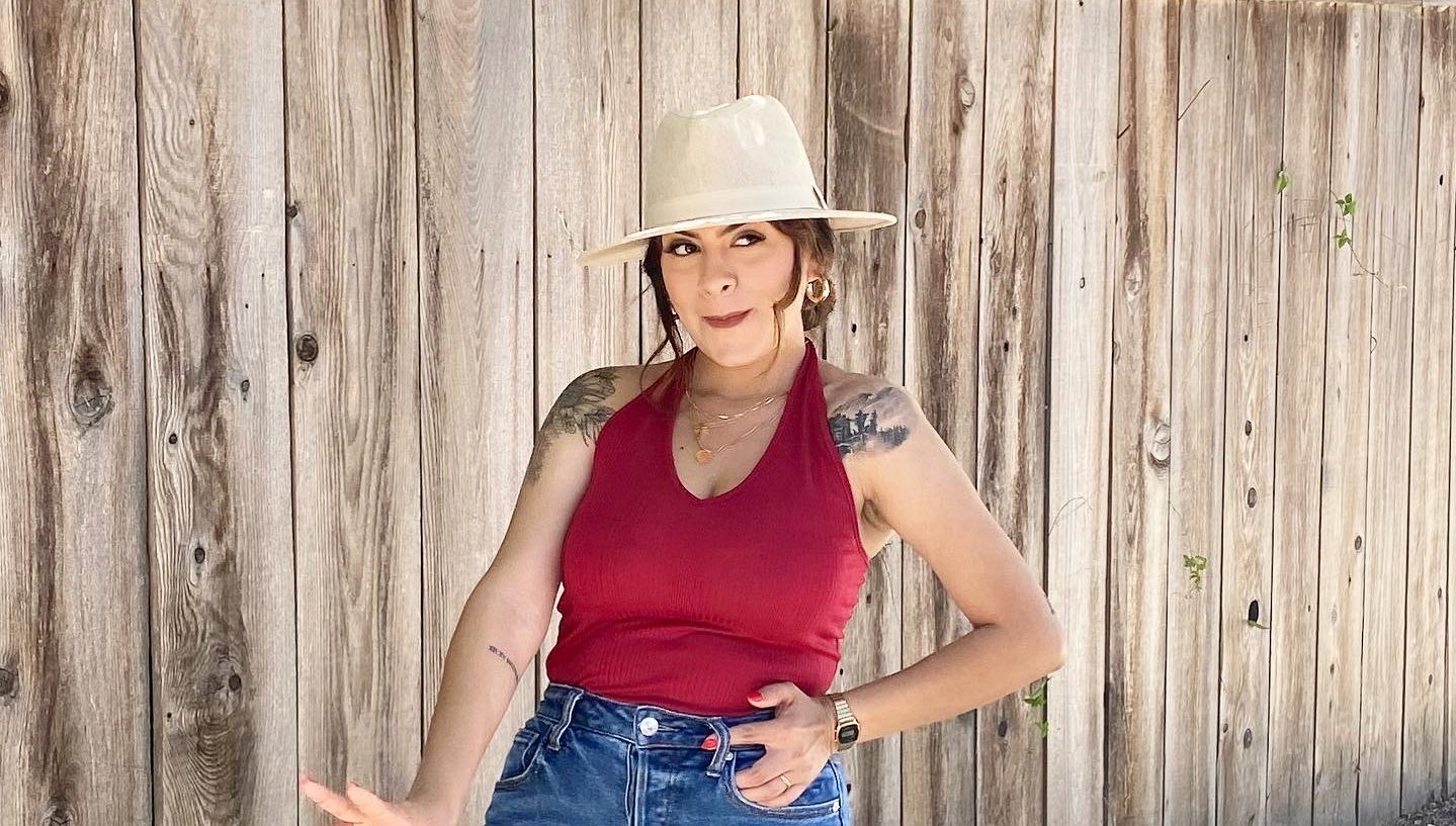 april martinez: Discover Her Story, Career, and More!