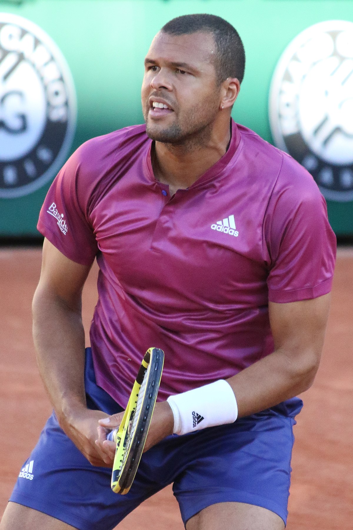Amazing Tennis Players: French tennis player with more than 80 years.