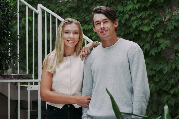 Alex De Minaur Dating Life! Know his Girlfriend?