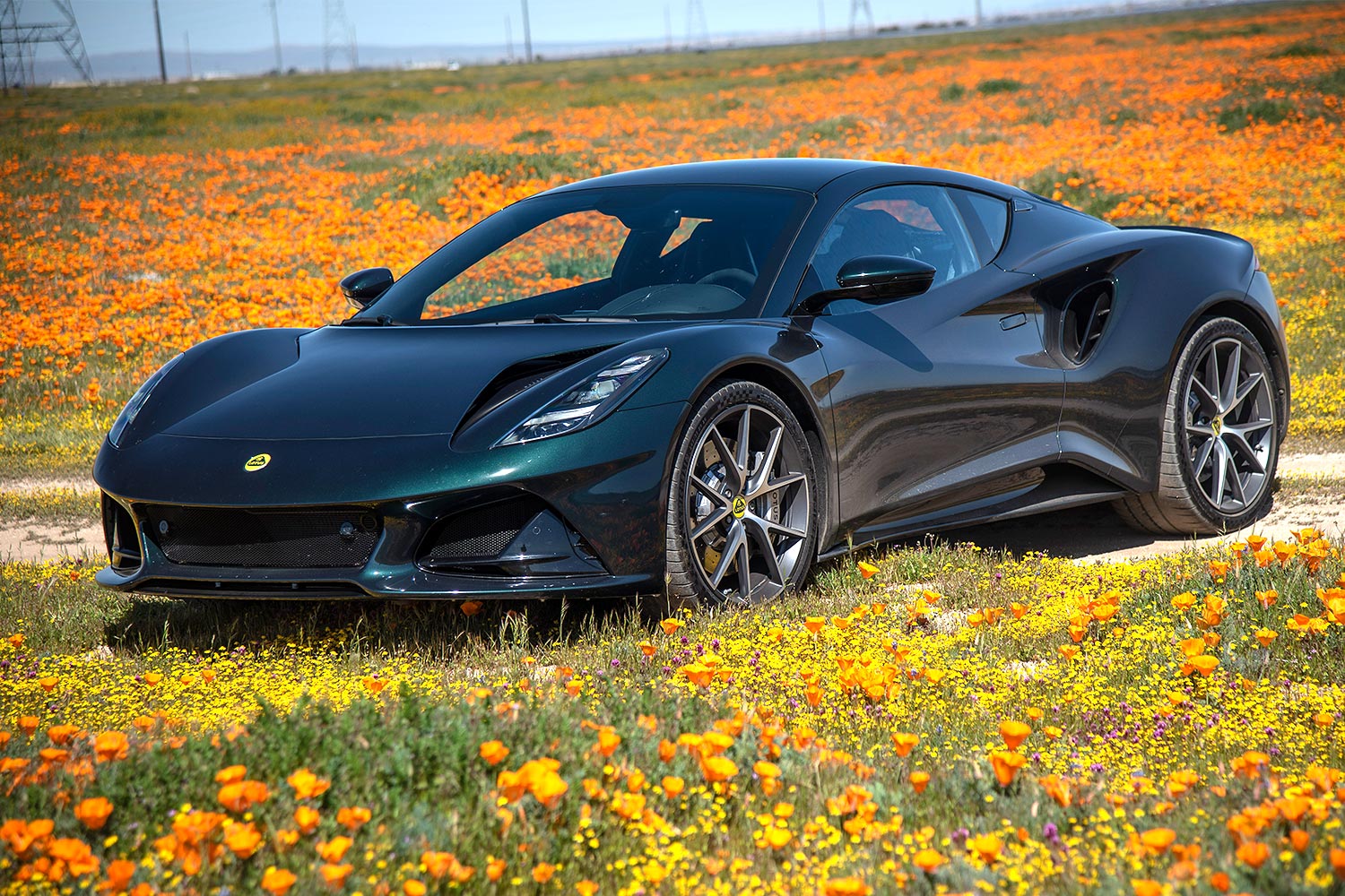 See the car Lotus: Stunning pictures you wont want to miss!
