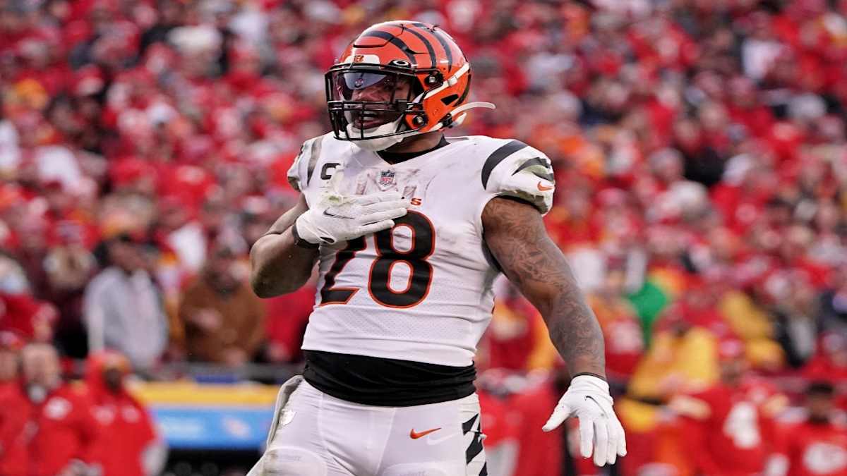 Joe Mixon Fumble: What Happened and How It Impacted the Game?
