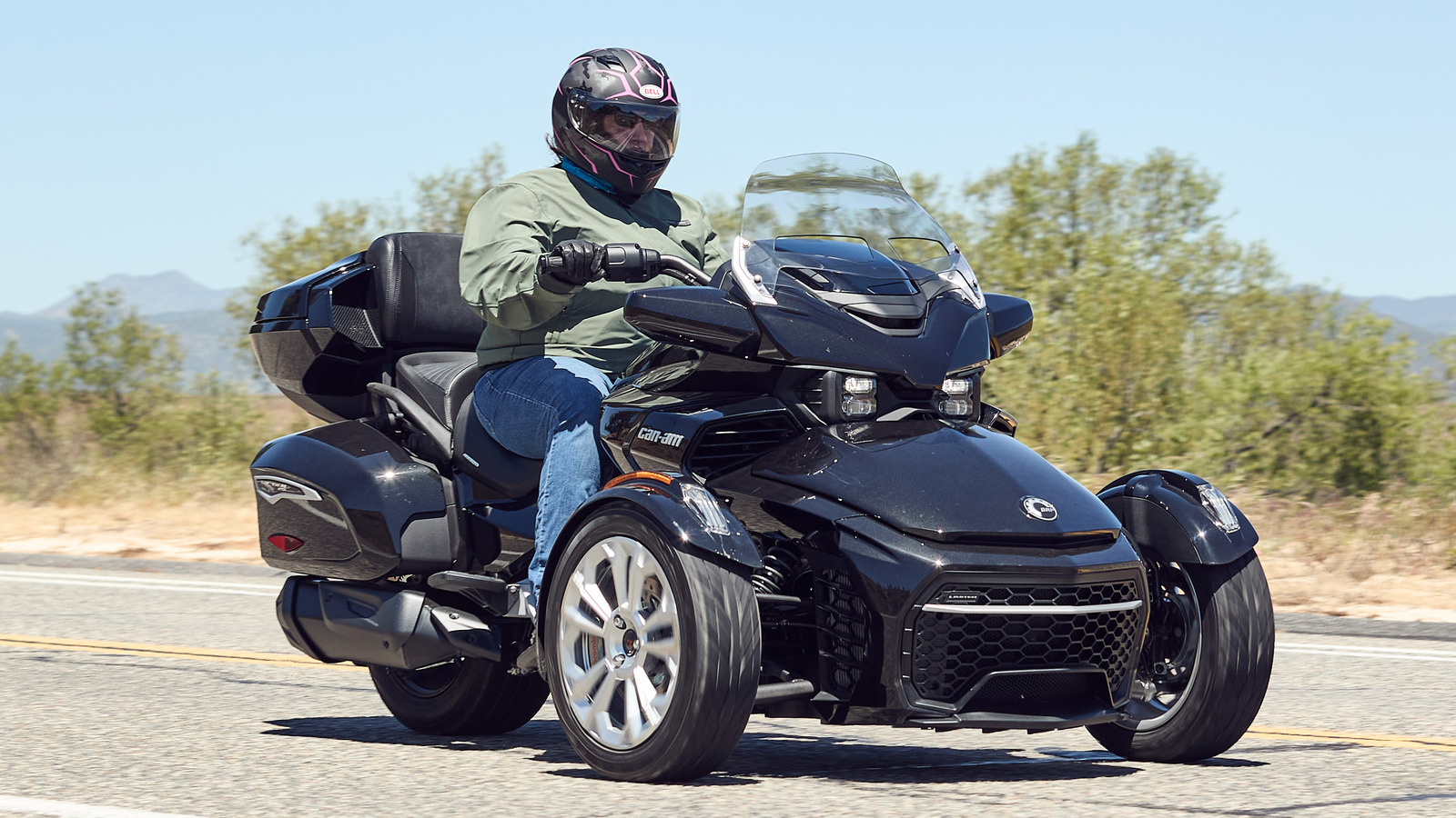 Best Three Wheel Motorcycle Spyder Options: Comparing Price, Features & More