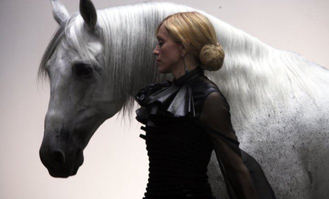 Madonna and horse: The surprising bond revealed now!