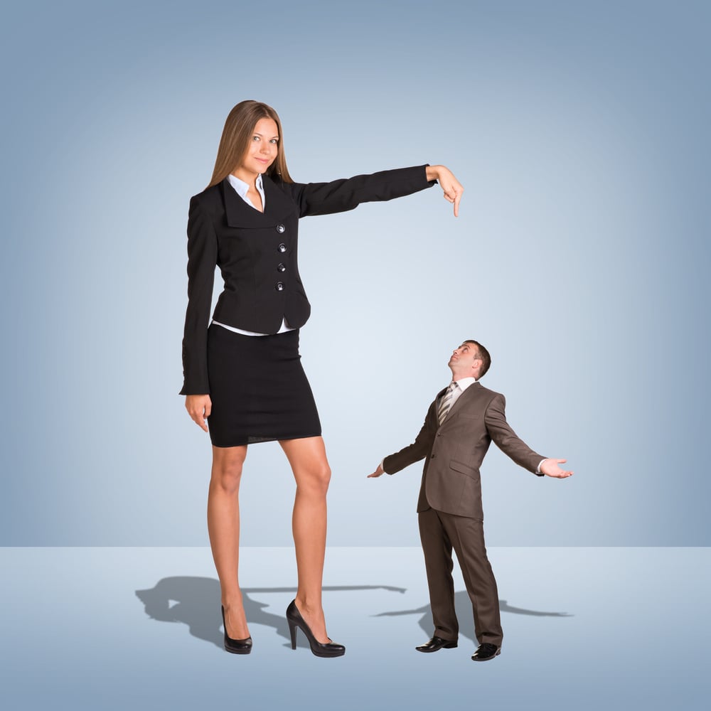 How society views tall vs short men: Exploring the common stereotypes people believe.