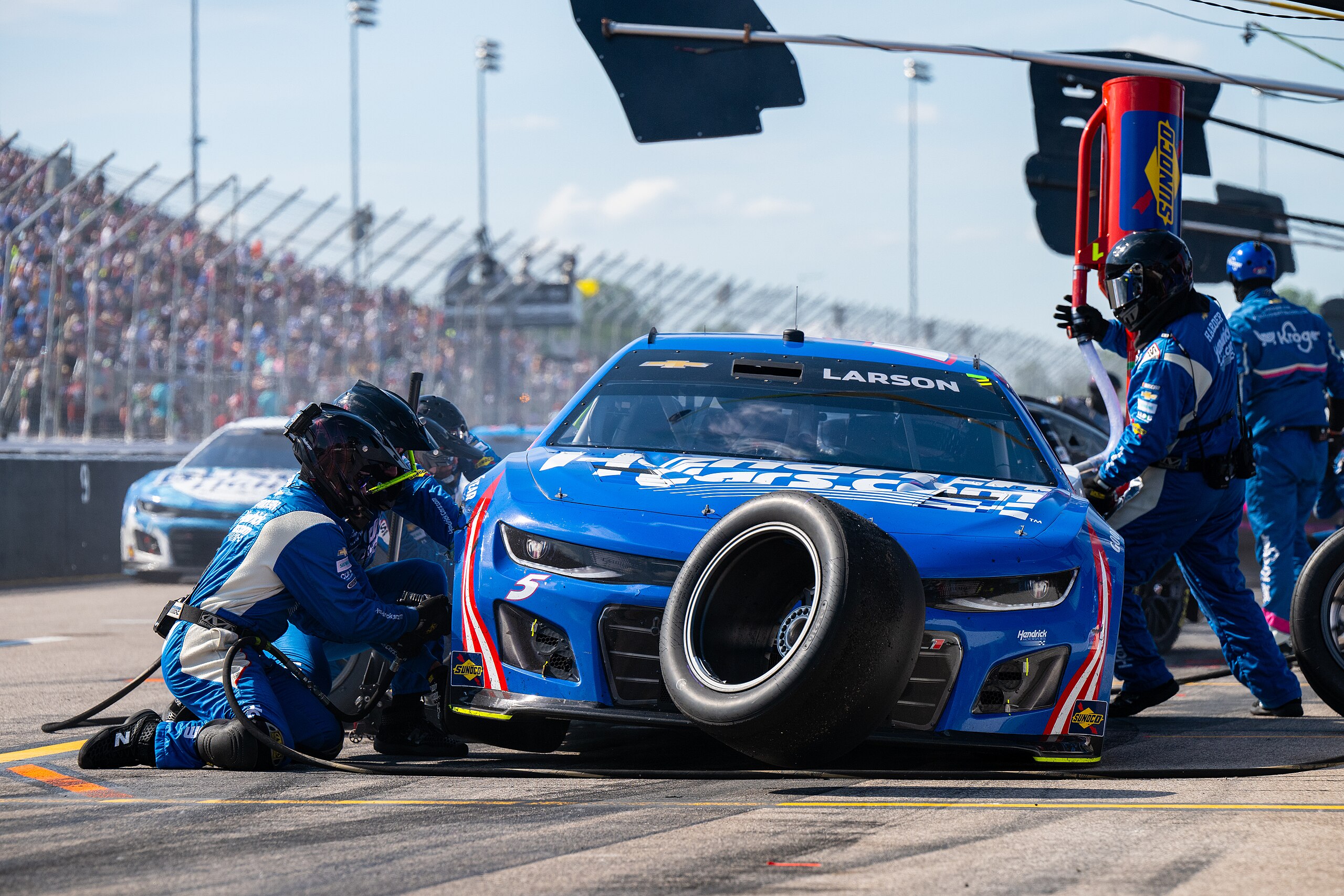 NASCAR Sponsorship Cost: A Simple Guide (Prices & Options)
