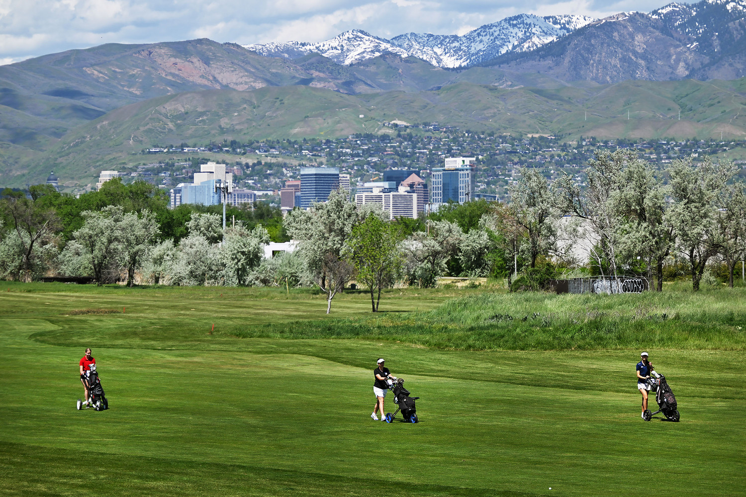 What are the green fees at Bonneville Golf SLC? Find current prices and deals.