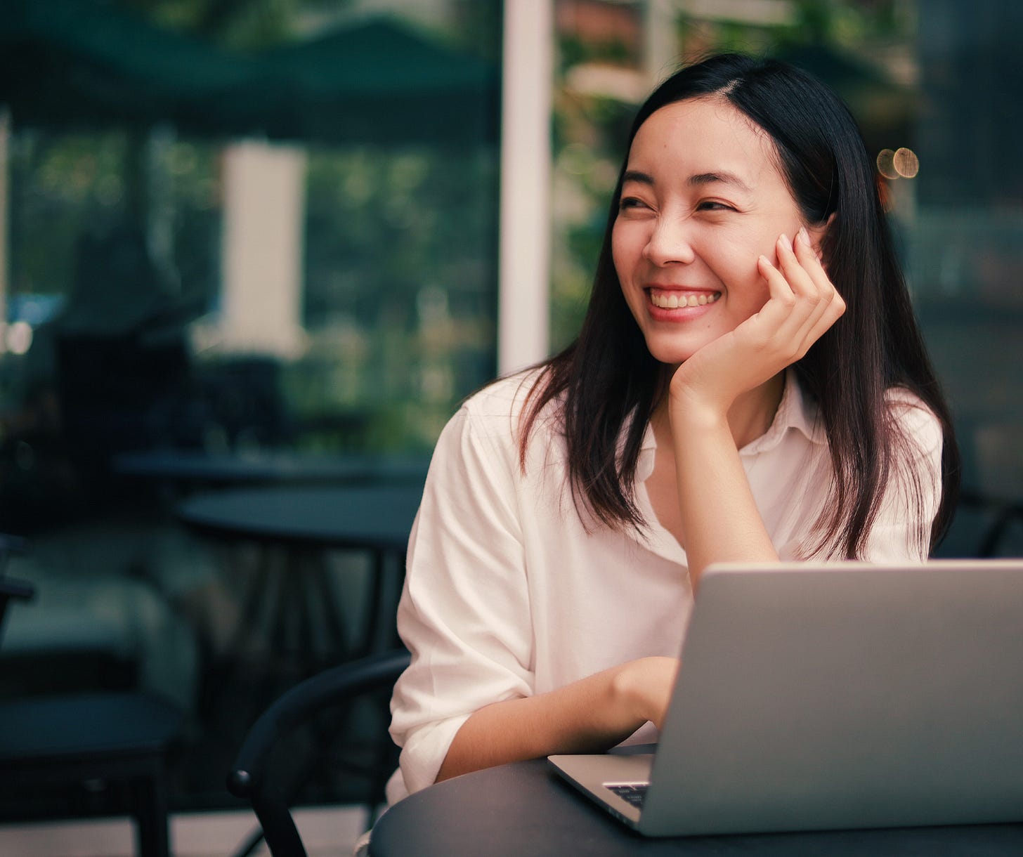 What are simple tips for meeting Asian women near me? Learn how to make meaningful local connections.