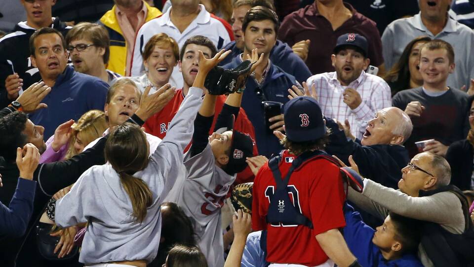 Can you keep a phillies foul ball if you catch it (Understanding the stadium rules for fans)?