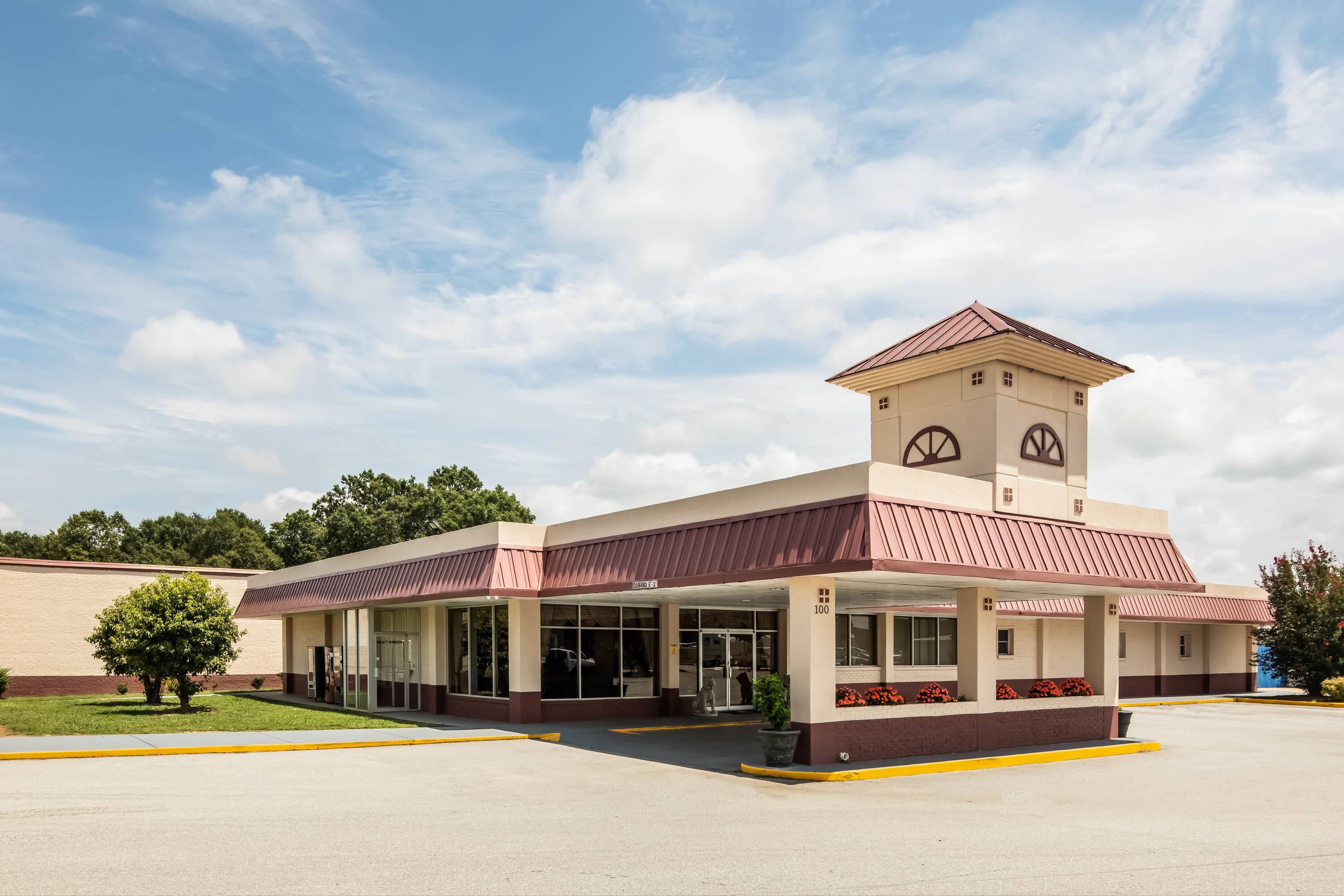 Super 8 Gaffney: Great Value and Amenities for You.