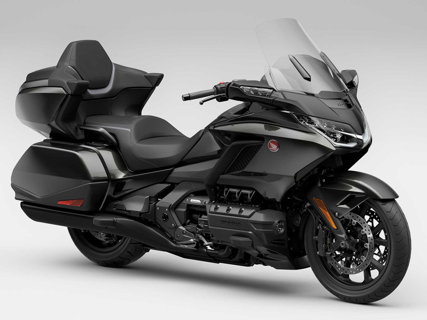 Honda Gold Wing Weight: Is It Too Heavy for You?