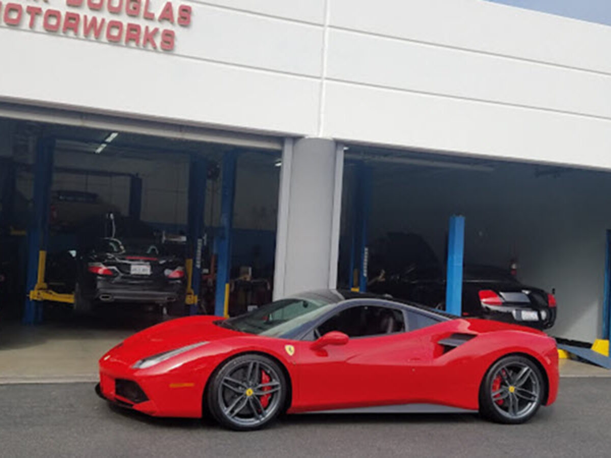 Which type of mechanic ferrari is truly the best choice for you? (Compare these points to help you pick the right one!)