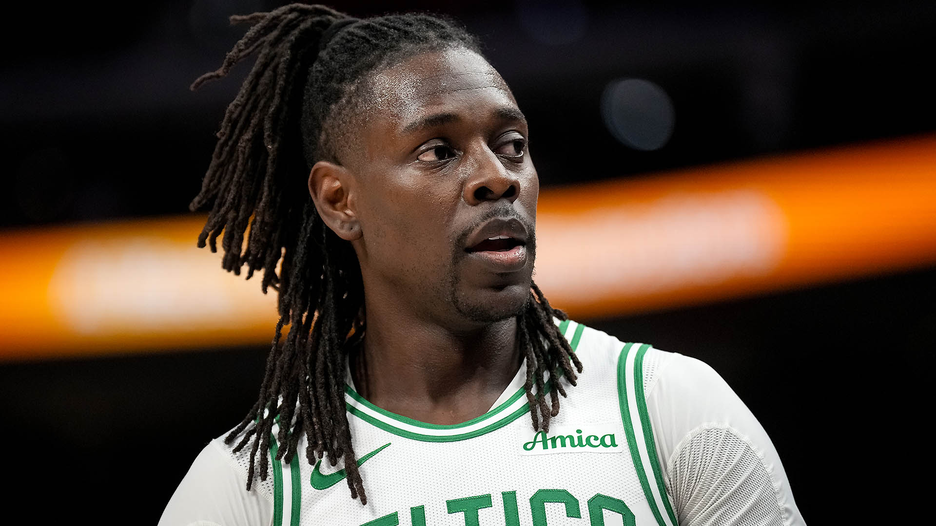Jrue Holiday Injury Report: Is he hurt badly? Get quick updates on his game status now.