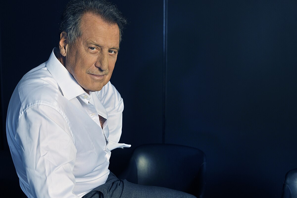 How does Jorge Brito lead? Discover his leadership approach and keys to his teams success.