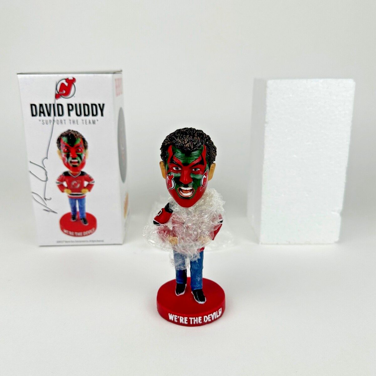 David puddy bobblehead a must have item? (Yes, especially if you love classic TV comedy shows)