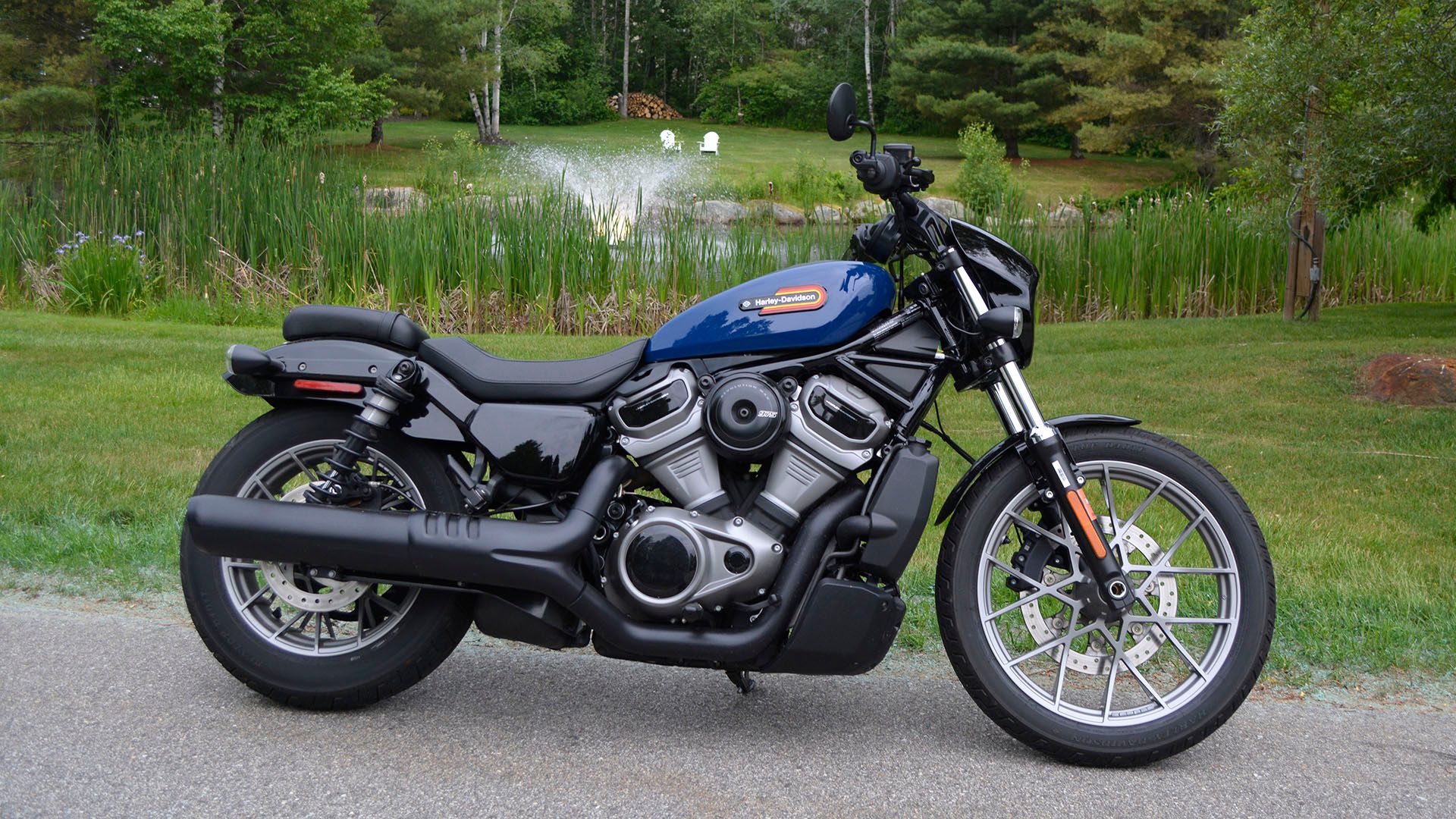 Where can you see pictures of a Harley Knight Rider? Find the best photos and videos online now.