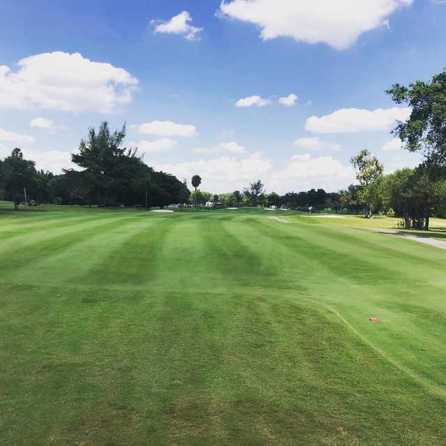 When are Miami Shores golf tee times available? Check the updated official schedule and book your game easily now!