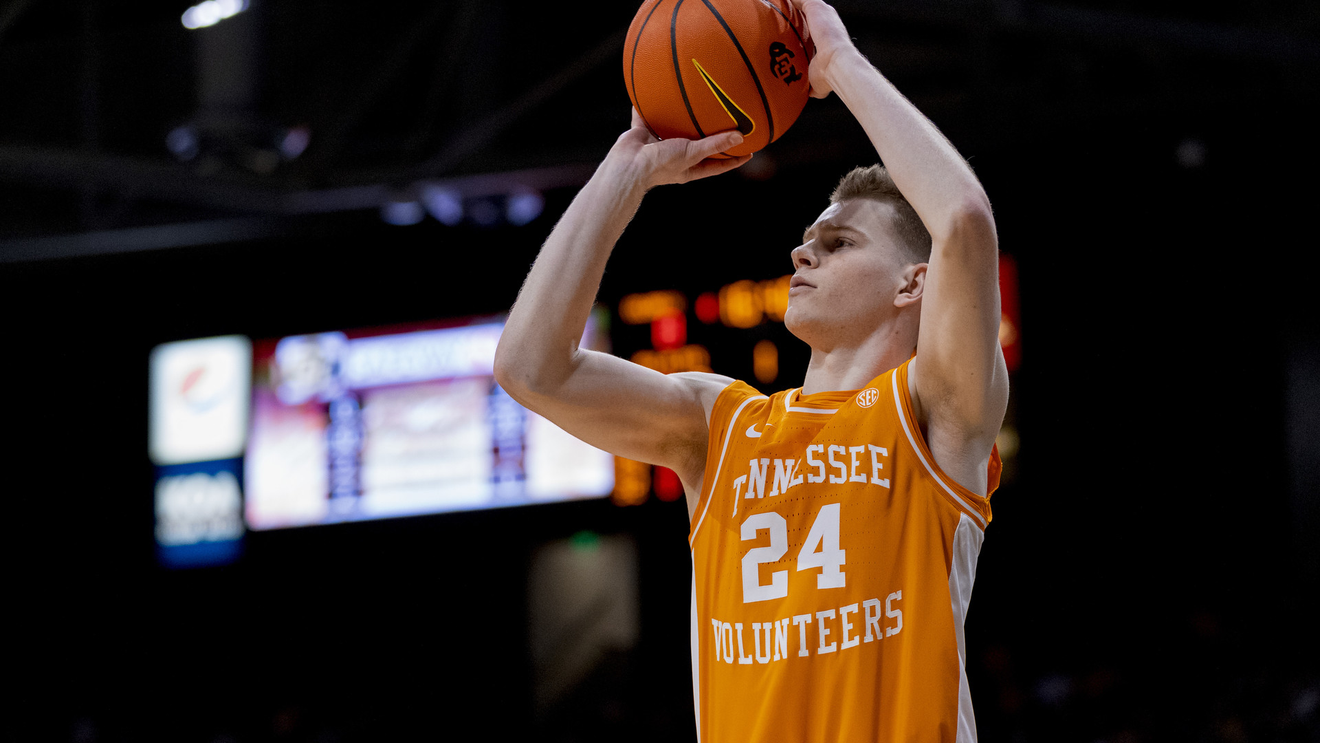 Where is Justin Powell basketball playing now? (Find out his current team and season schedule)
