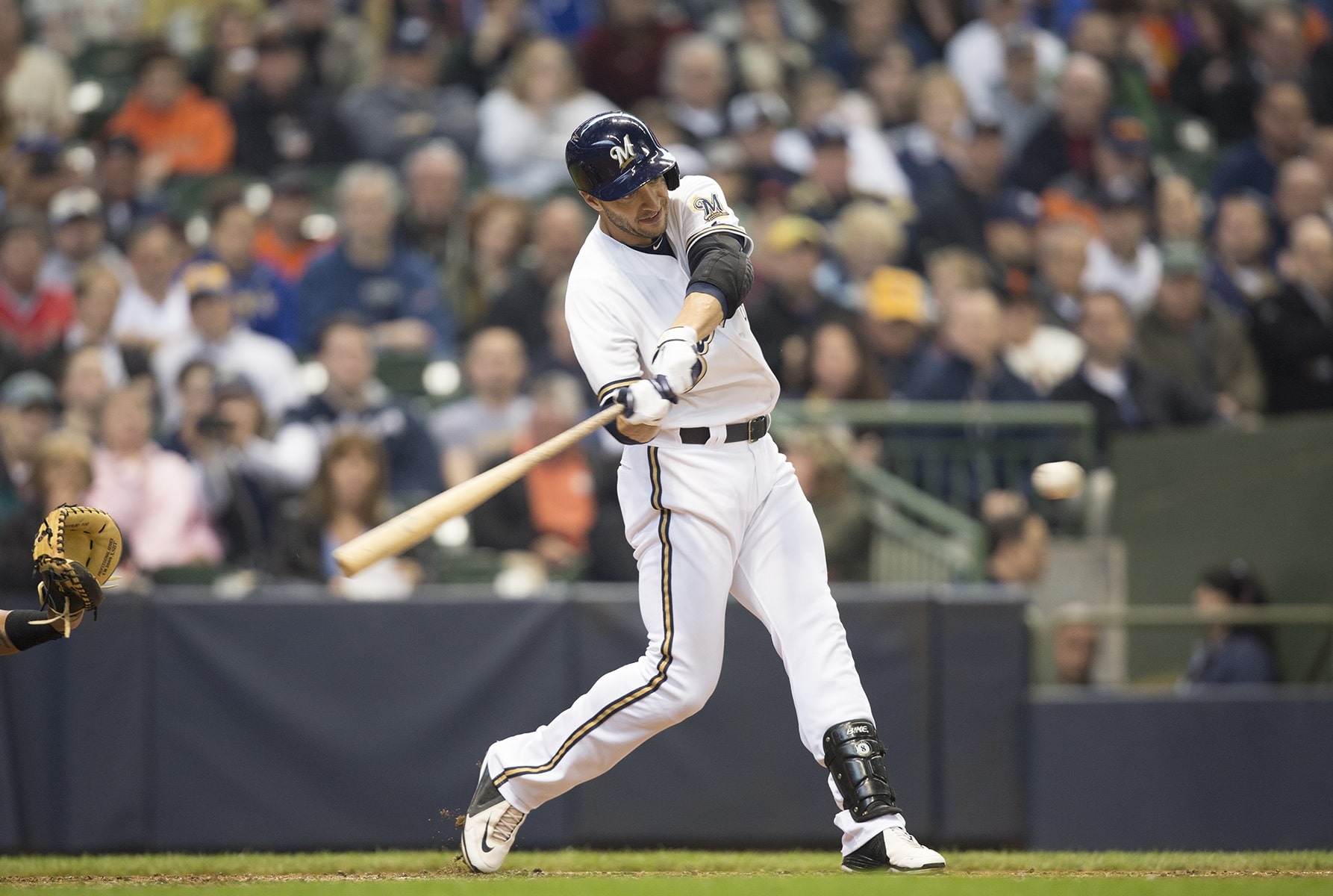 What hitting drills copy the Don Mattingly swing? Easy exercises to improve your contact hitting.