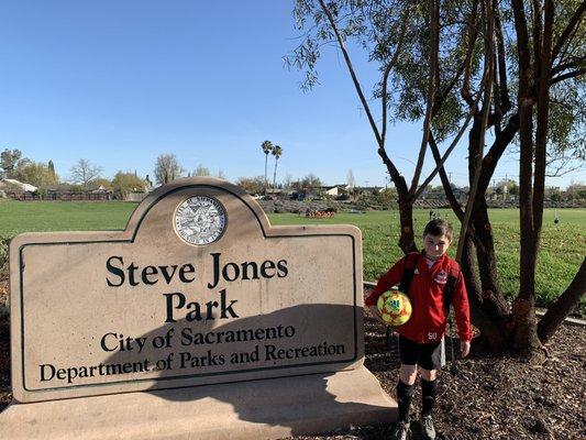 Visiting Steve Jones Park soon? Here are some top tips for a fantastic day out.