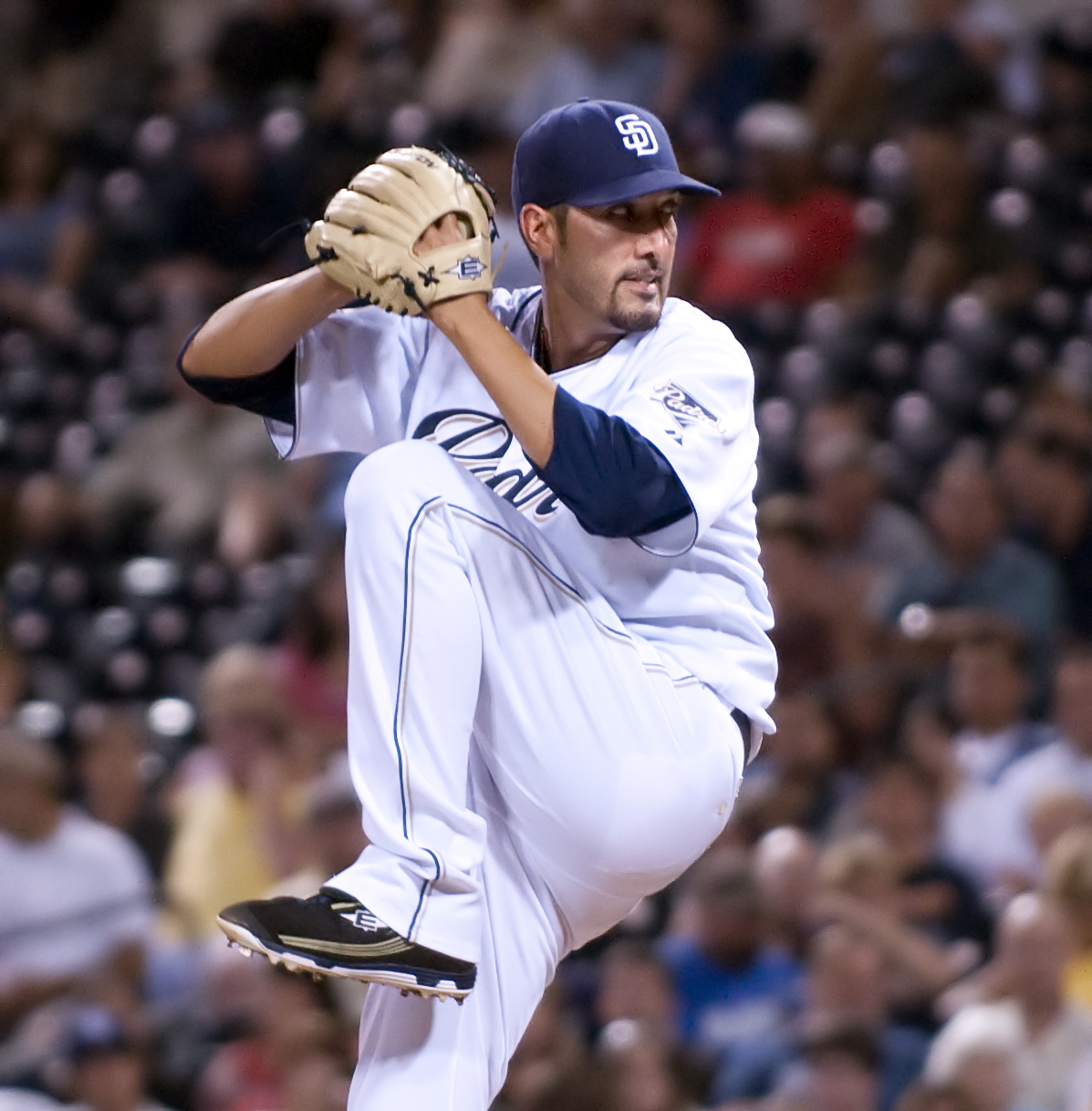 Who was Mike Adams Padres really? Find out about this memorable pitcher and his time with the team.