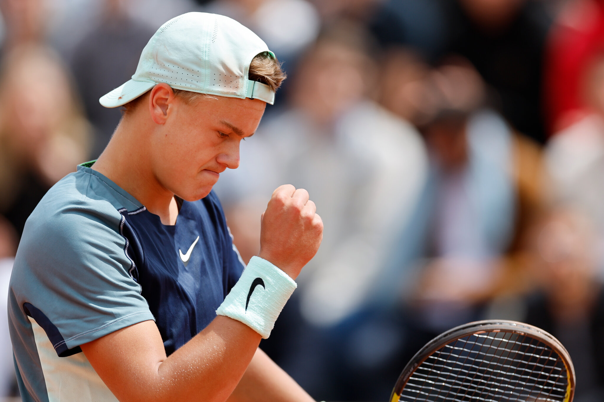 Why is Roland Garros Junior so prestigious? Learn how it launches the careers of future tennis legends.