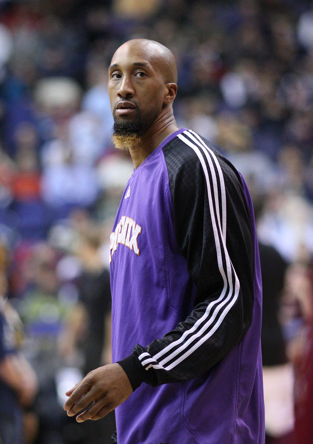 How Tall is Brian Skinner Actually? (We Got the Scoop on Brian Skinner Height and His Career)