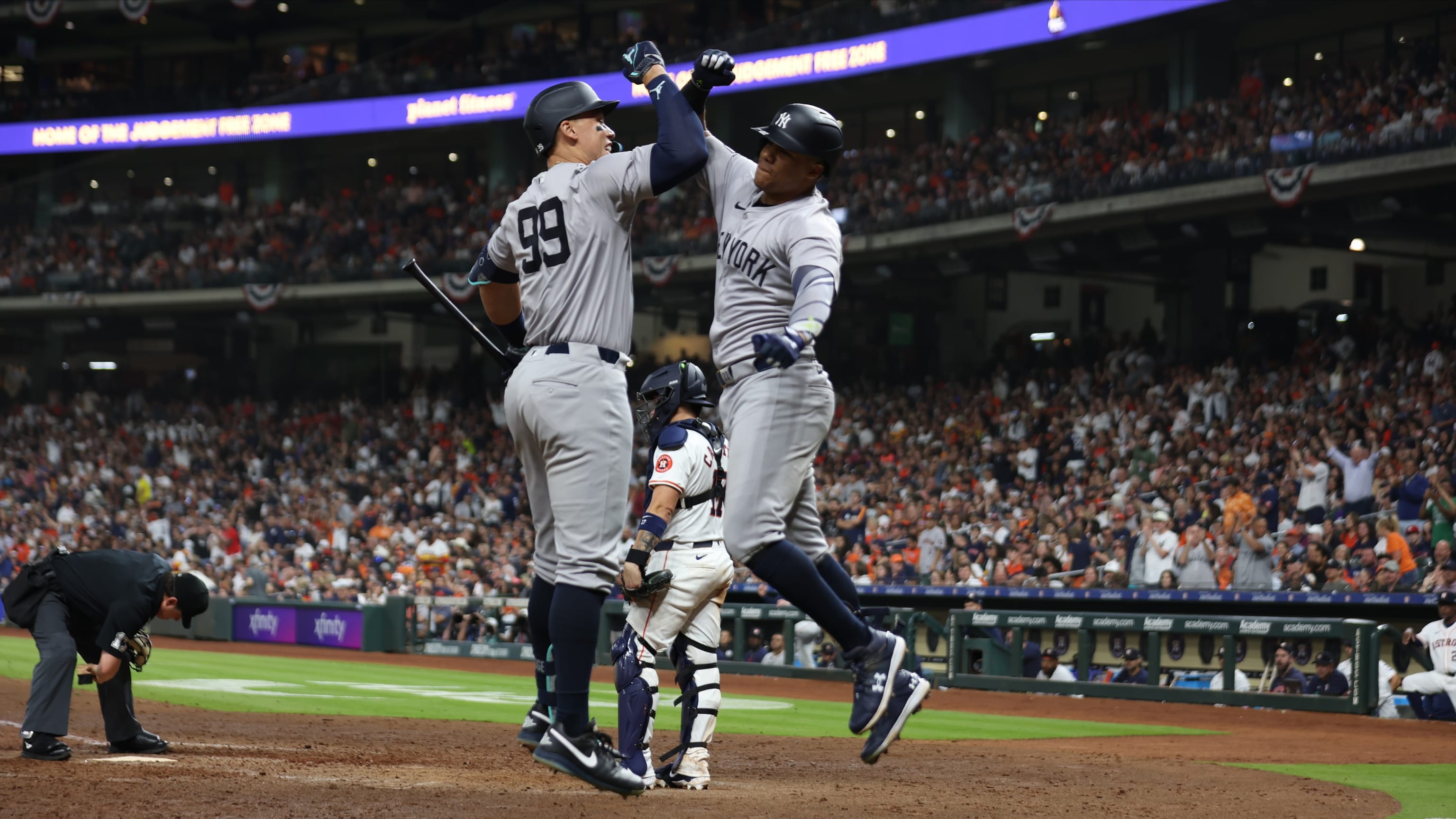 What makes john sterling soto home run call so great? Fans love this iconic broadcast!