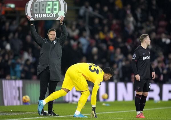 What Does Fabianski Injury Mean for the Team? Here's How It Impacts Their Games.