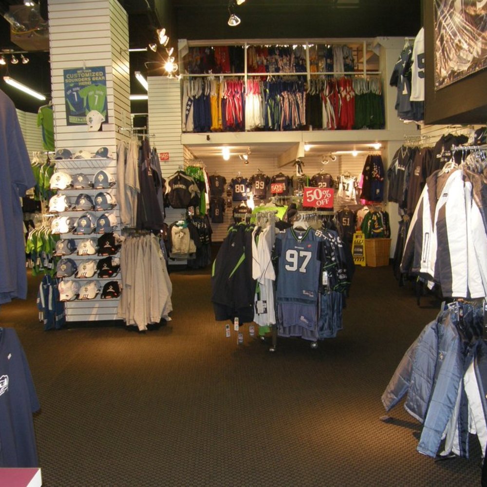 Thinking of visiting the mariners team store bellevue? (Heres what you need to know before you go shopping)