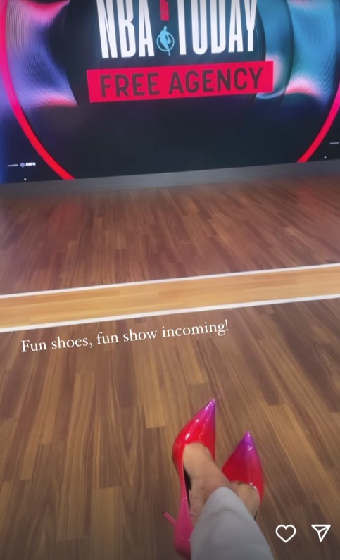Malika Andrews Feet What Shoes She Wears On TV Shows