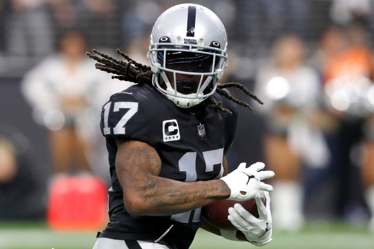 Davante Adams Wants Raiders Stay? Player Says He Doesnt Want to Leave