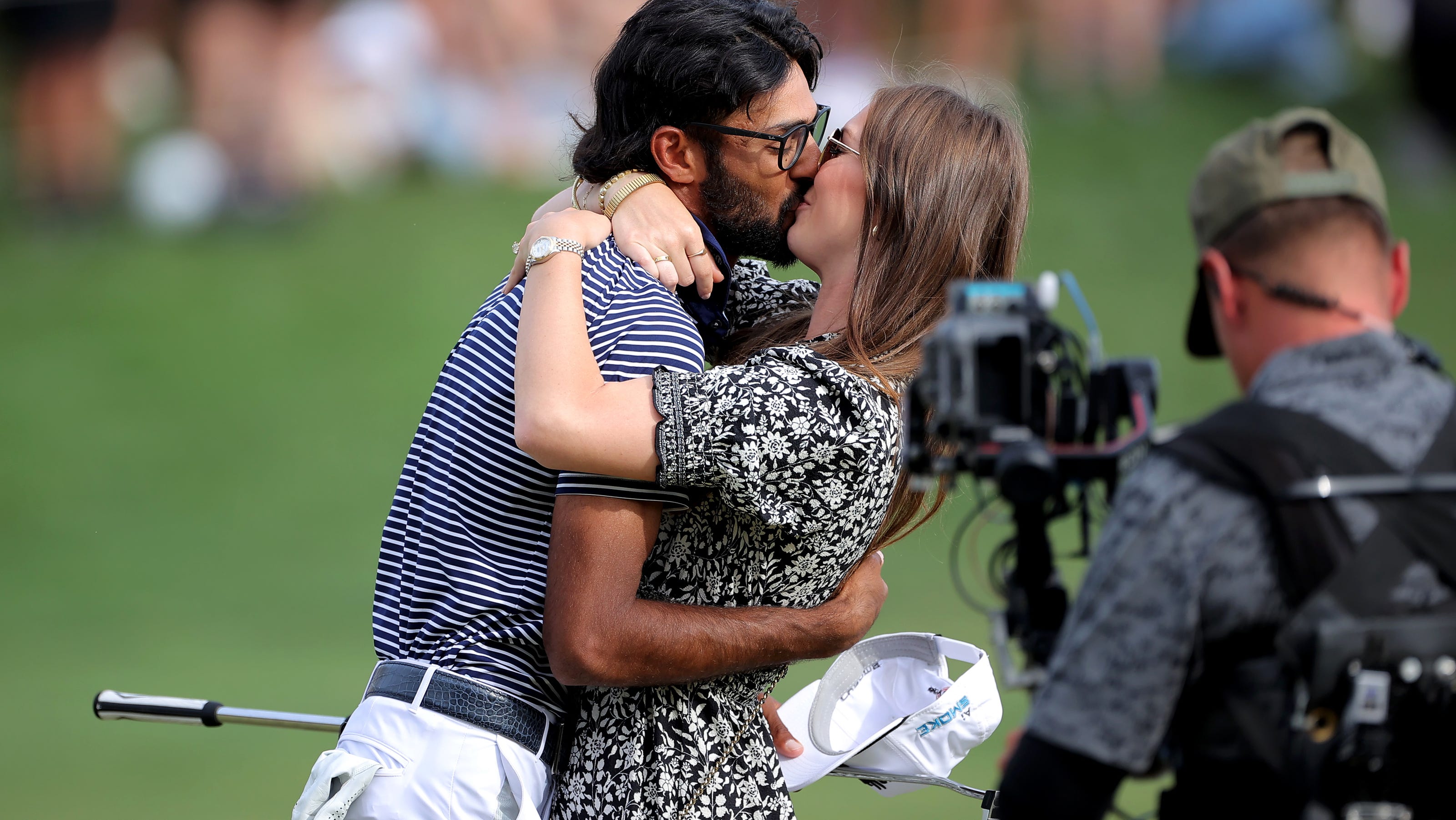 Looking for Akshay Bhatias Fiancée Name? Identity Guide Inside