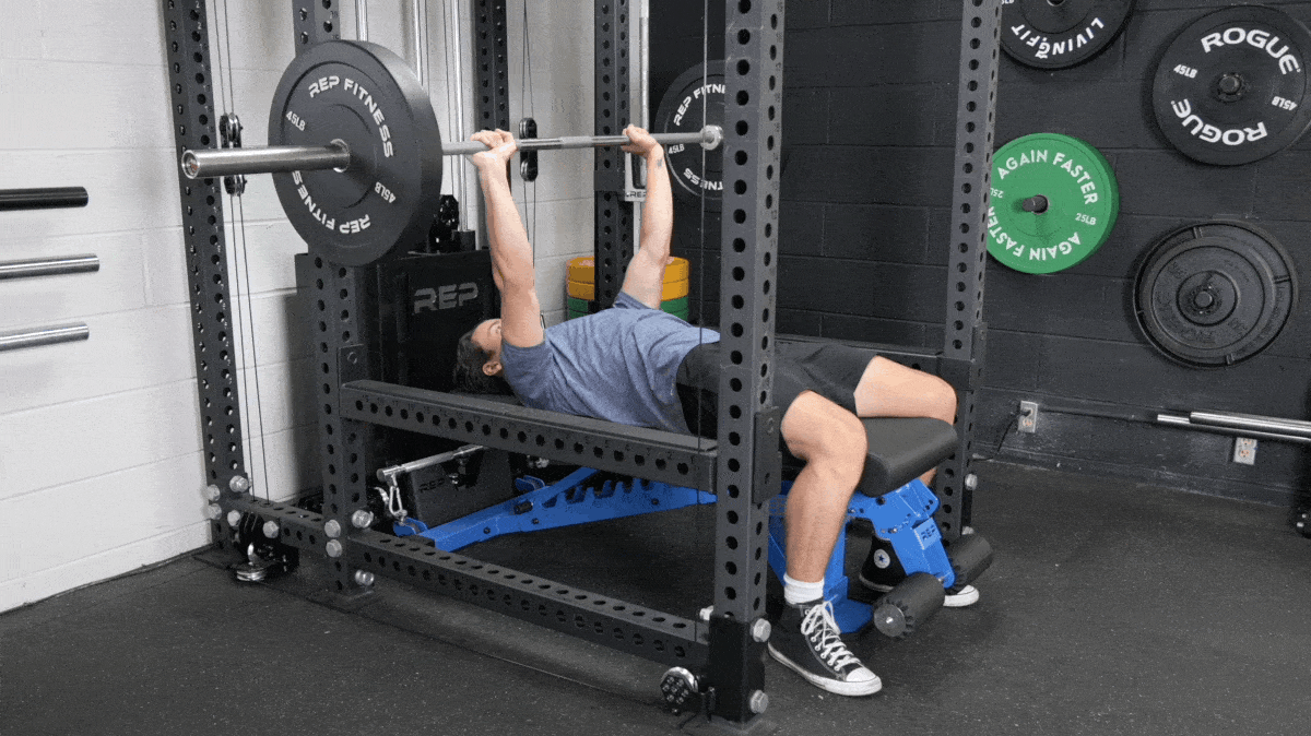 Bench press bar weight questions? Learn the standards for smarter workouts.